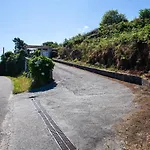 Con Jardin En Un Chale 公寓